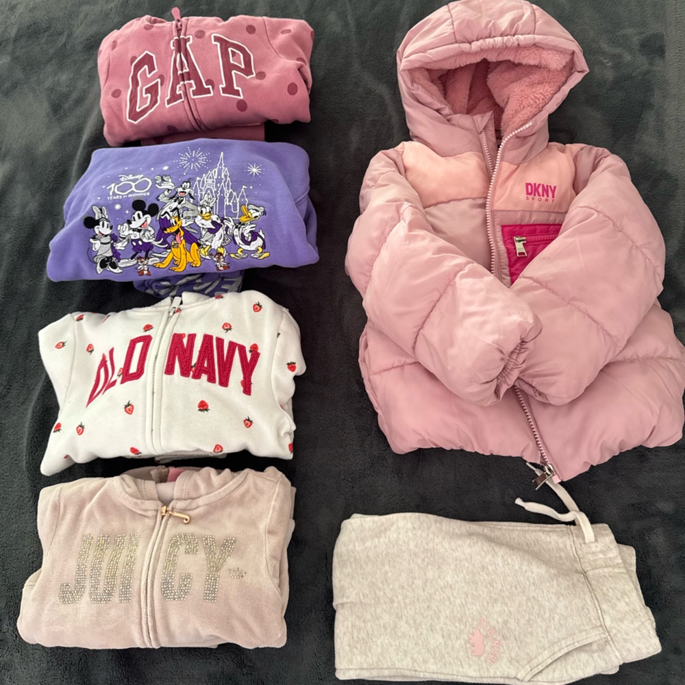 Sweatsuit Multiple brands Bundle 11 pieces 4T-5T